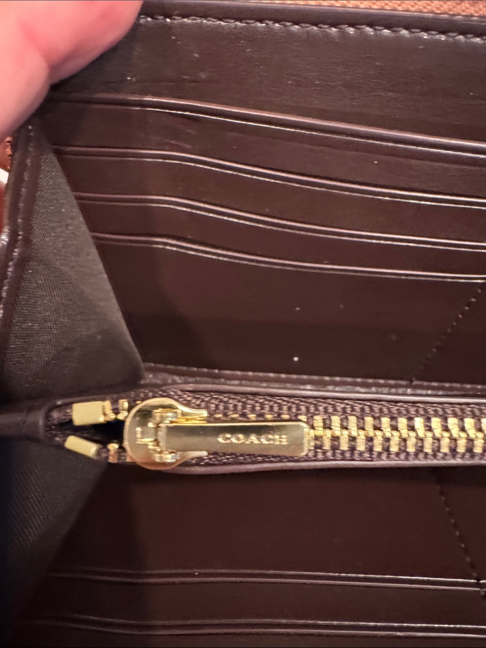 Coach salmon croc embossed zip around wallet - Picture 7 of 7